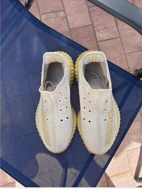 Adidas Yeezy Boost 350 V2 Light - Size 8 Men’s